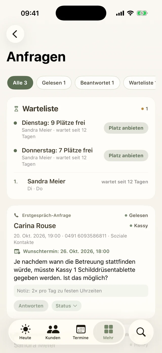 Anfragen mit Warteliste und freien Plätzen am Dienstag und Donnerstag.