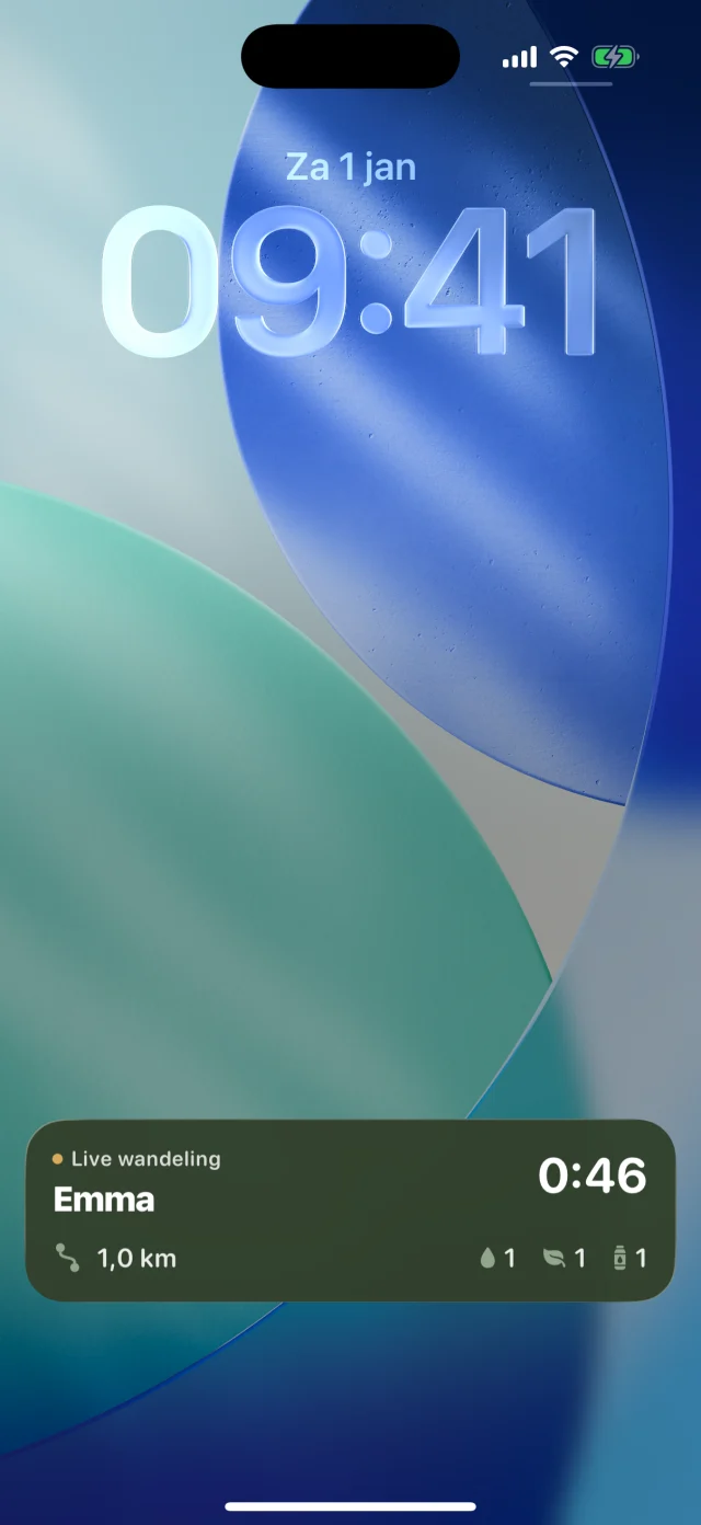 Toegangsscherm met live activiteit: Emma, verstreken tijd, afstand en tellers.